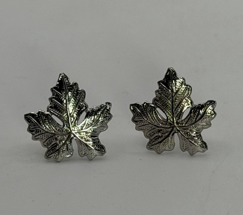 Silver Tone Maple Leaf Stud Earrings Lightweight Dainty Classic